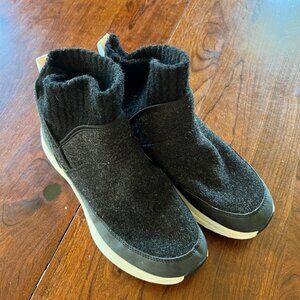Merrell Womens Cloud Renew Bluff Wool Pull-On Ankle Boot- sz.‎ 9.5